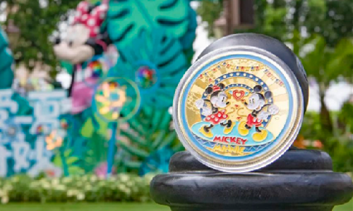 【官宣】上海迪士尼度假区与诸侯快讯续签多年联盟协议，全新“奇幻纪念章”即将发布！